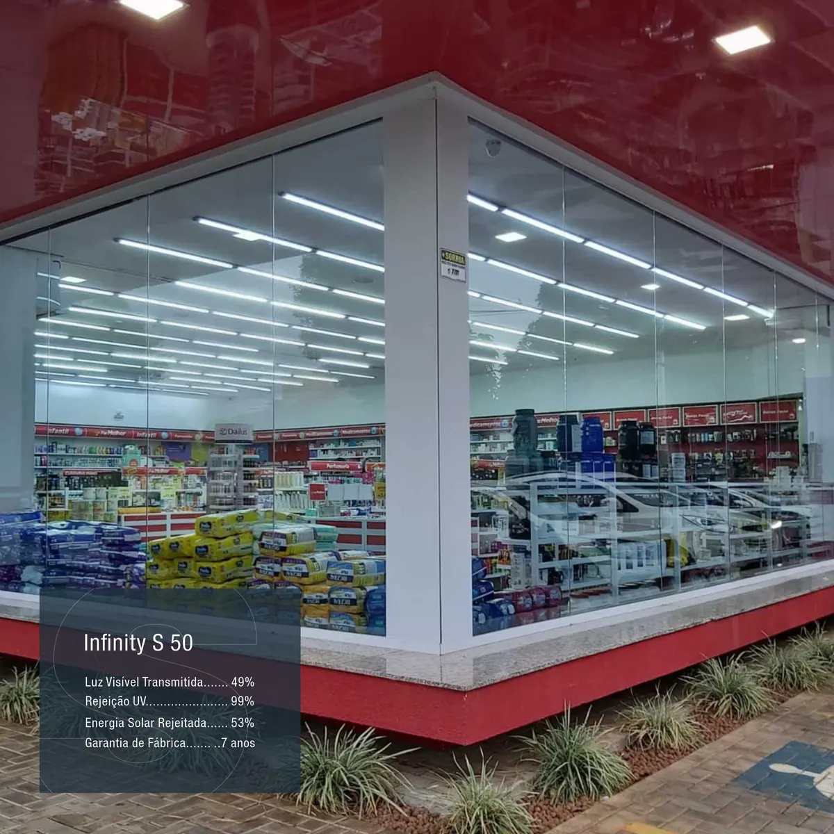 Película Infinity S50 reduzindo calor em vidro residencial